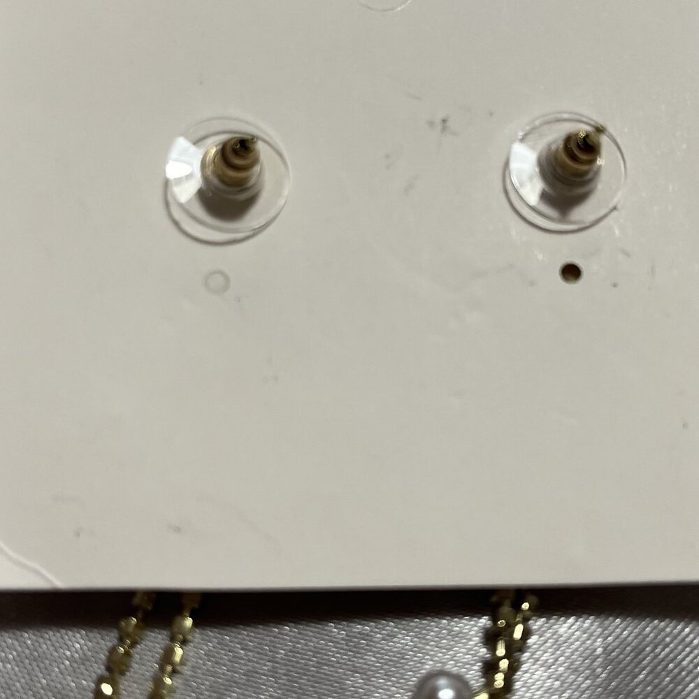 earrings - Picture 2 of 2